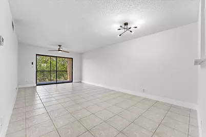 200 Jacaranda Country Club Drive #3c, Plantation, FL 33324 - Photo 7