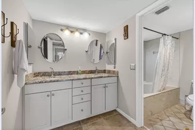 3500 Twin Lakes Terrace #202, Fort Pierce, FL 34951 - Photo 19