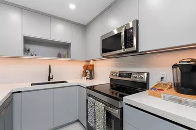 5203 NE 24th Terrace #B210, Fort Lauderdale, FL 33308 - Photo 9