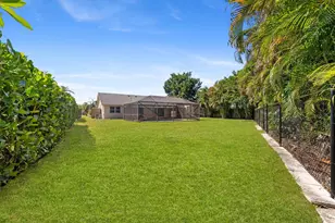1699 Braeburn Pl, Wellington, FL 33414 - Photo 29