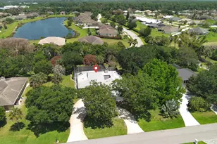 1070 47th Ave SW, Vero Beach, FL 32968 - Photo 3