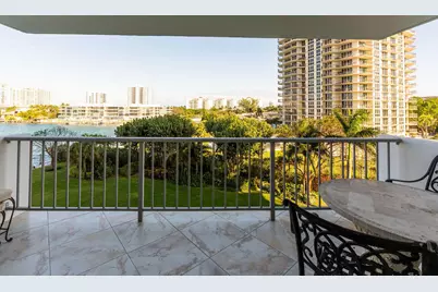 875 E Camino Real, Boca Raton, FL 33432 - Photo 15