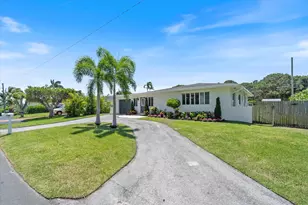 108 SE 31st Ave, Boynton Beach, FL 33435 - Photo 1