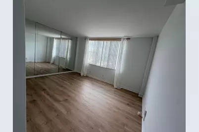 9195 Collins Avenue #913, Surfside, FL 33154 - Photo 7