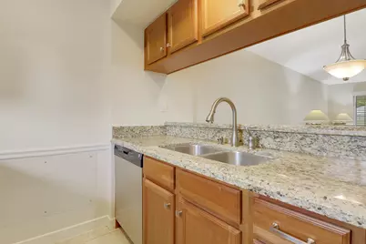 706 Club Drive, Palm Beach Gardens, FL 33418 - Photo 9
