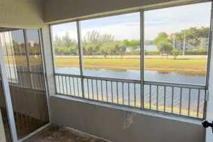 2851 N Oakland Forest Dr, Oakland Park, FL 33309 - Photo 23