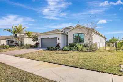 6007 SE Skyblue Circle, Stuart, FL 34997 - Photo 3