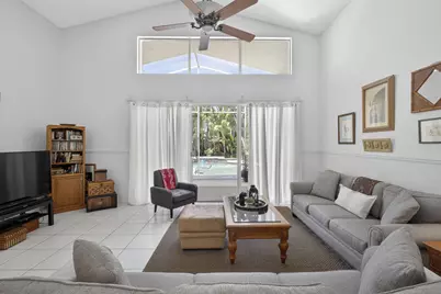 7595 Hollington Place, Greenacres, FL 33467 - Photo 9
