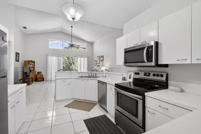 7595 Hollington Place, Greenacres, FL 33467 - Photo 57