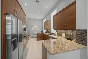 76 Laguna Dr, Palm Beach Gardens, FL 33418 - Photo 9