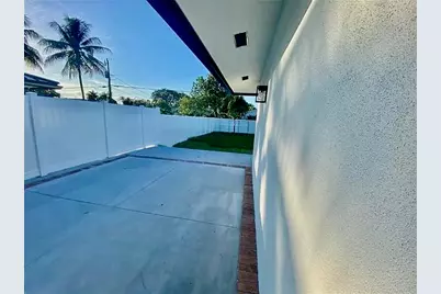2635 NE 17th Street #2635, Pompano Beach, FL 33062 - Photo 13