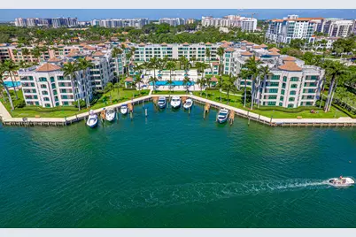 100 SE 5th Avenue, Boca Raton, FL 33432 - Photo 1