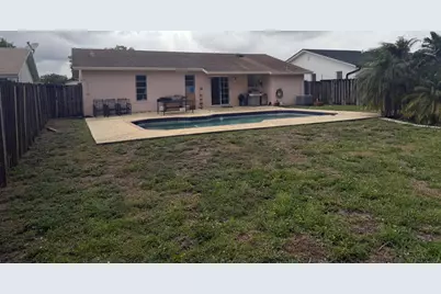 10862 NW 23rd Court, Sunrise, FL 33322 - Photo 3