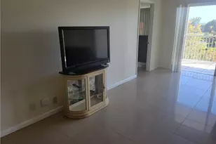 3050 N Palm Aire Dr, Pompano Beach, FL 33069 - Photo 13