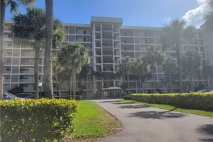 3050 N Palm Aire Dr, Pompano Beach, FL 33069 - Photo 31