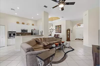 7196 Lorenzo Lane, Delray Beach, FL 33446 - Photo 9