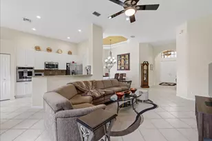 7196 Lorenzo Ln, Delray Beach, FL 33446 - Photo 11