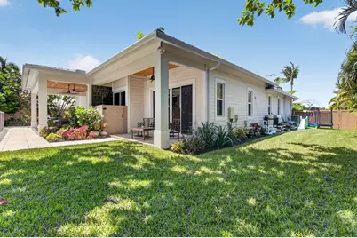 264 NW 45th Street, Boca Raton, FL 33431 - Photo 23