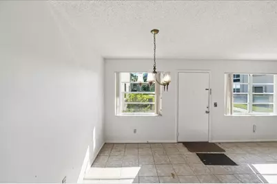 28 Lake Vista Trail #105, Port Saint Lucie, FL 34952 - Photo 9