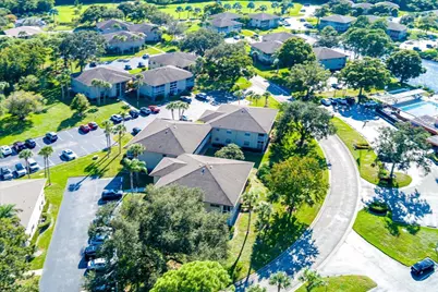 28 Lake Vista Trail #105, Port Saint Lucie, FL 34952 - Photo 25