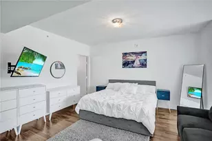 90 SW 3rd St, Miami, FL 33130 - Photo 21