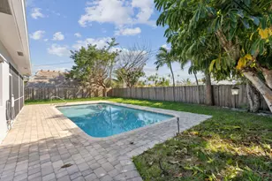 428 SE 2nd St, Deerfield Beach, FL 33441 - Photo 29