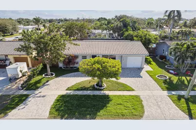 428 SE 2nd Street, Deerfield Beach, FL 33441 - Photo 1