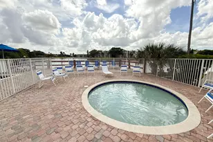 9491 Evergreen Pl, Davie, FL 33324 - Photo 33