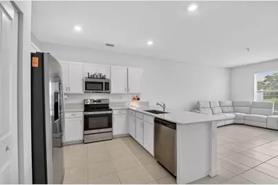 6933 N Harbours Edge Avenue, Lake Worth, FL 33467 - Photo 11