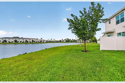 6933 N Harbours Edge Avenue, Lake Worth, FL 33467 - Photo 53