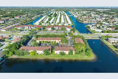 5910 Riverside Avenue, Tamarac, FL 33321 - Photo 3