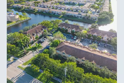 5910 Riverside Avenue, Tamarac, FL 33321 - Photo 47