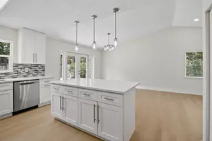 8241 NW 48th St, Lauderhill, FL 33351 - Photo 13