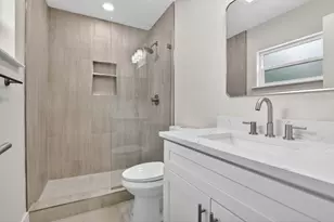 8241 NW 48th St, Lauderhill, FL 33351 - Photo 19