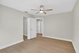 8241 NW 48th St, Lauderhill, FL 33351 - Photo 17