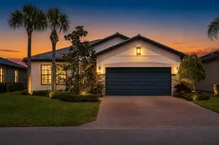 348 SE Courances Dr, Port Saint Lucie, FL 34984 - Photo 35