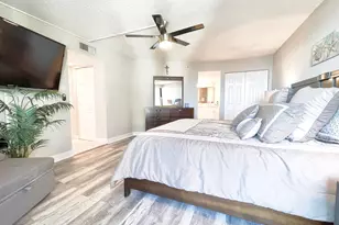 5420 N Ocean Dr, Singer Island, FL 33404 - Photo 17