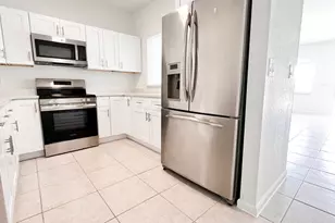 1438 Hawthorne Pl, Wellington, FL 33414 - Photo 9