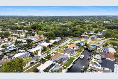 1340 SW 56th Avenue, Plantation, FL 33317 - Photo 5