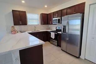 195 SE 24th Ct, Homestead, FL 33033 - Photo 7