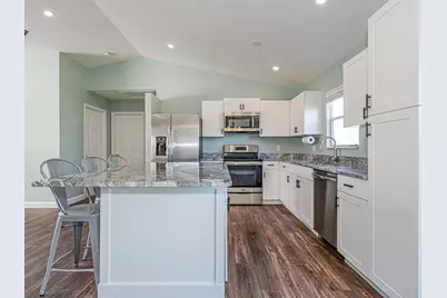 756 SW 18th Pl Place SW, Vero Beach, FL 32962 - Photo 11