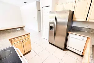 1440 Hawthorne Pl, Wellington, FL 33414 - Photo 7