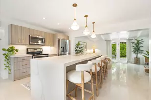 8001 Arlington Pl, West Palm Beach, FL 33405 - Photo 11