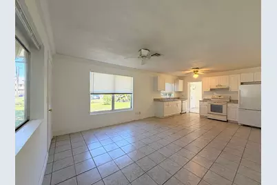 4905 Williams Road, Palm Beach Gardens, FL 33418 - Photo 19