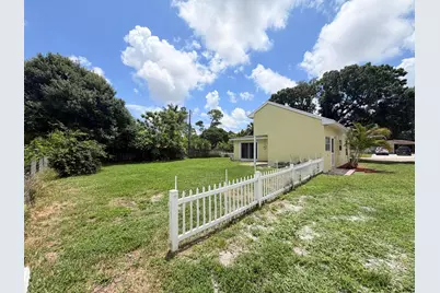 4905 Williams Road, Palm Beach Gardens, FL 33418 - Photo 11