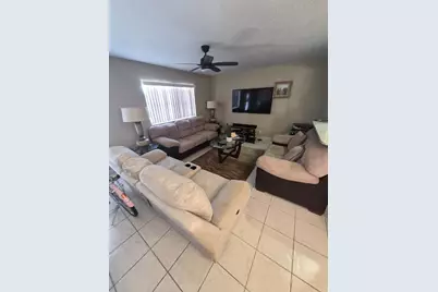 318 Seville N, Delray Beach, FL 33446 - Photo 5