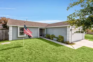 1049 SW McCracken Ave, Port Saint Lucie, FL 34953 - Photo 3