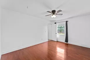 1049 SW McCracken Ave, Port Saint Lucie, FL 34953 - Photo 15