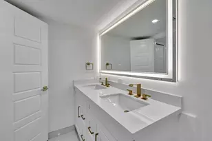 3100 N Palm Aire Dr, Pompano Beach, FL 33069 - Photo 23