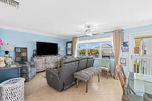 850 E Horizons E, Boynton Beach, FL 33435 - Photo 3